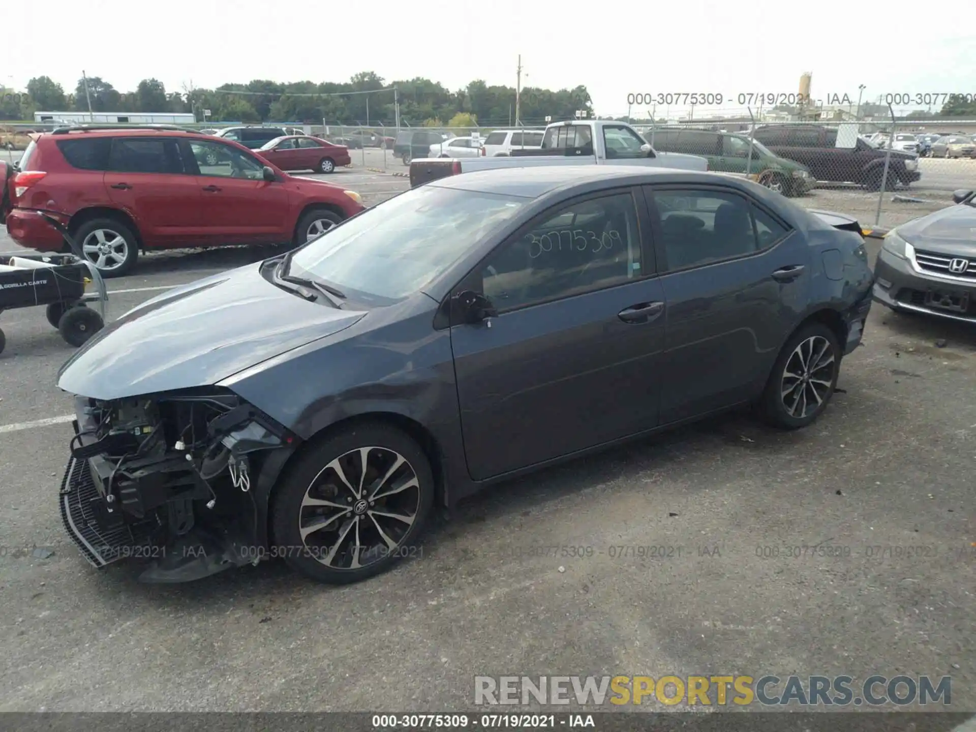 2 Photograph of a damaged car 2T1BURHE2KC190801 TOYOTA COROLLA 2019