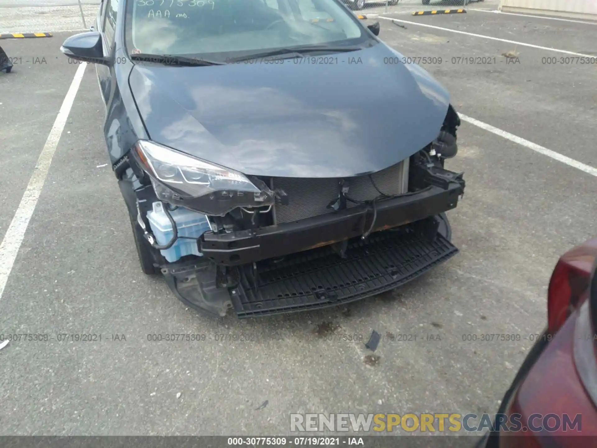 6 Photograph of a damaged car 2T1BURHE2KC190801 TOYOTA COROLLA 2019