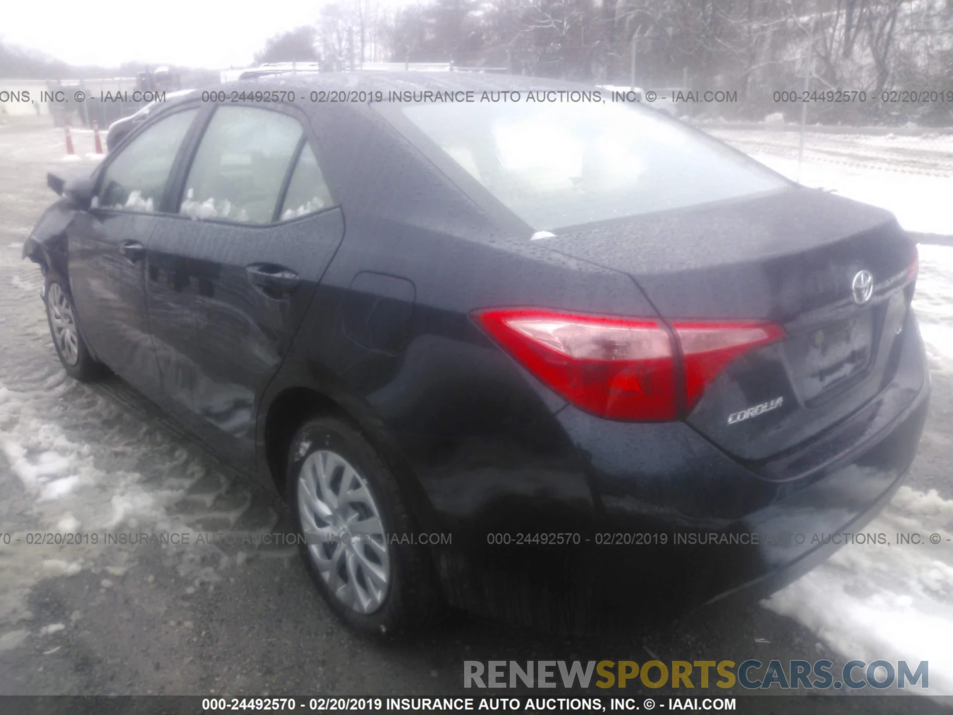 3 Photograph of a damaged car 2T1BURHE2KC191477 TOYOTA COROLLA 2019