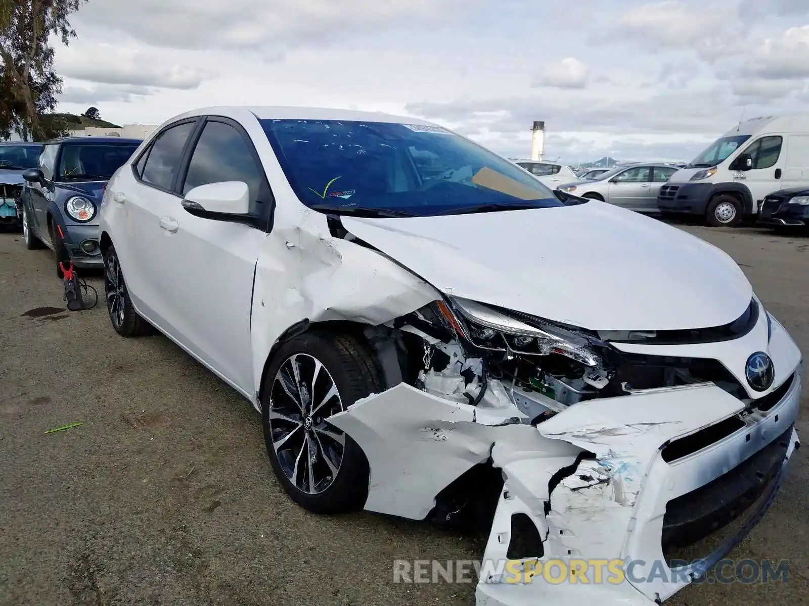 1 Photograph of a damaged car 2T1BURHE2KC191849 TOYOTA COROLLA 2019