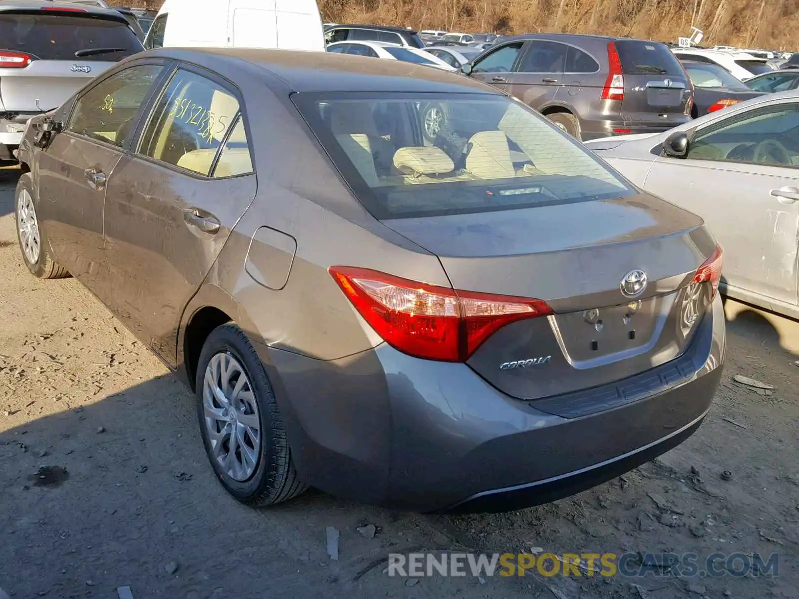 3 Photograph of a damaged car 2T1BURHE2KC192841 TOYOTA COROLLA 2019