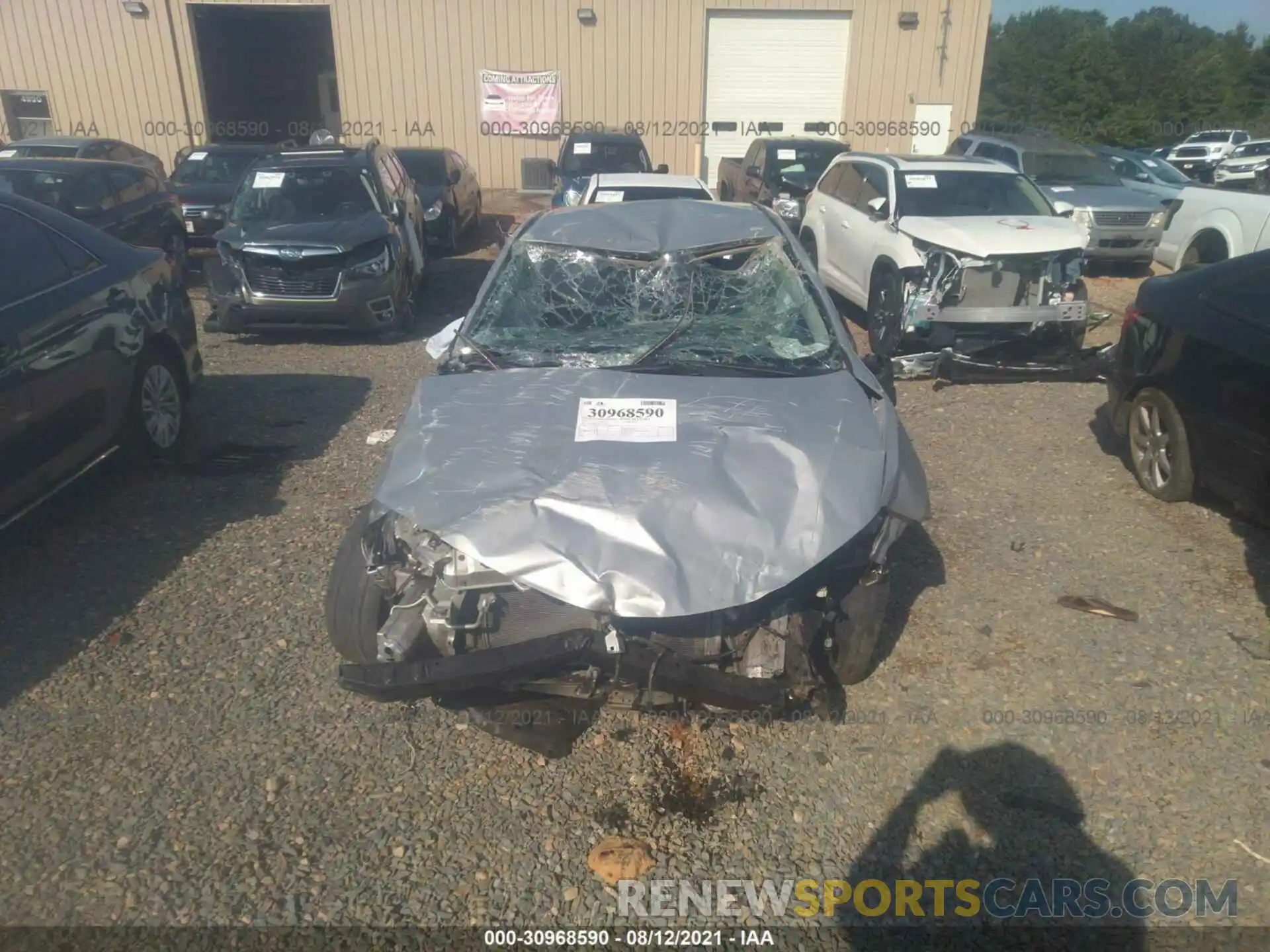 6 Photograph of a damaged car 2T1BURHE2KC194282 TOYOTA COROLLA 2019