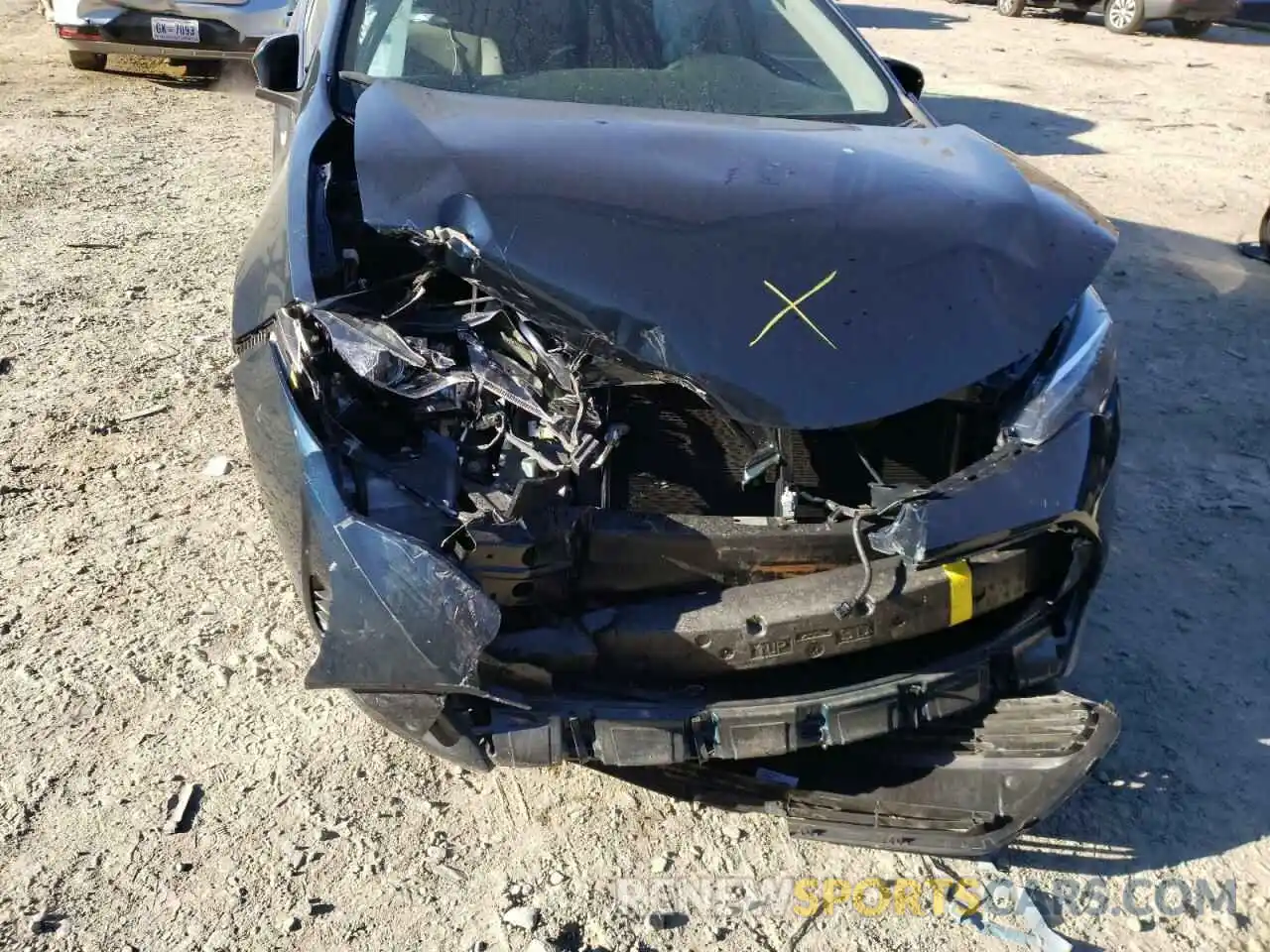 9 Photograph of a damaged car 2T1BURHE2KC194363 TOYOTA COROLLA 2019