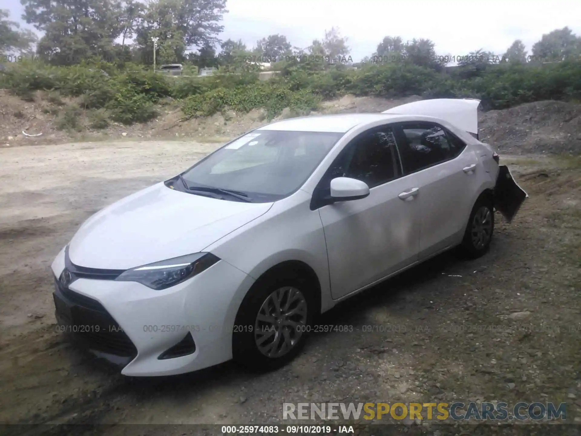 2 Photograph of a damaged car 2T1BURHE2KC196520 TOYOTA COROLLA 2019