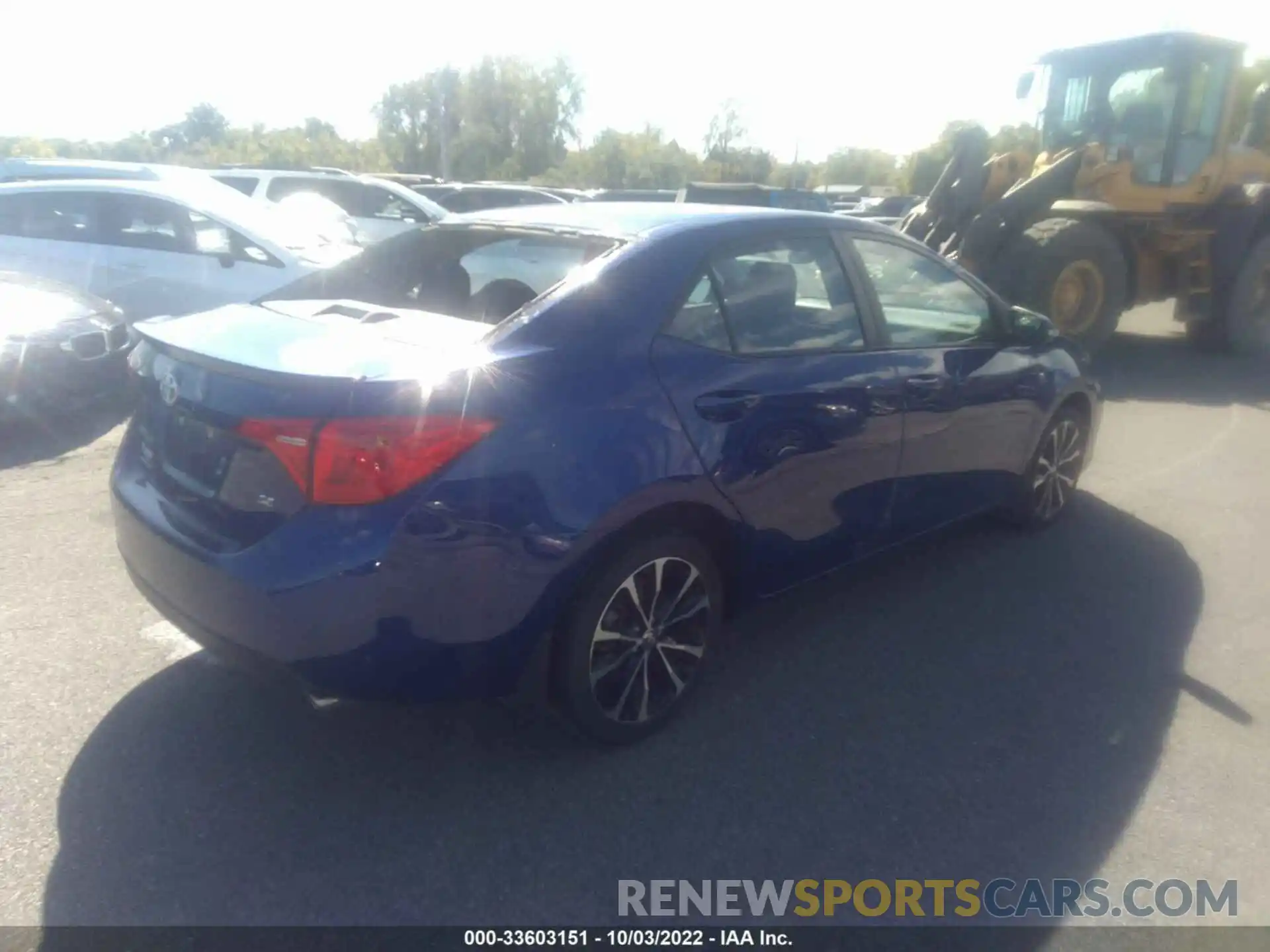 4 Photograph of a damaged car 2T1BURHE2KC196730 TOYOTA COROLLA 2019