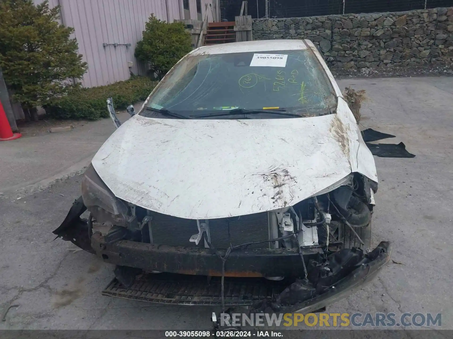 6 Photograph of a damaged car 2T1BURHE2KC198199 TOYOTA COROLLA 2019