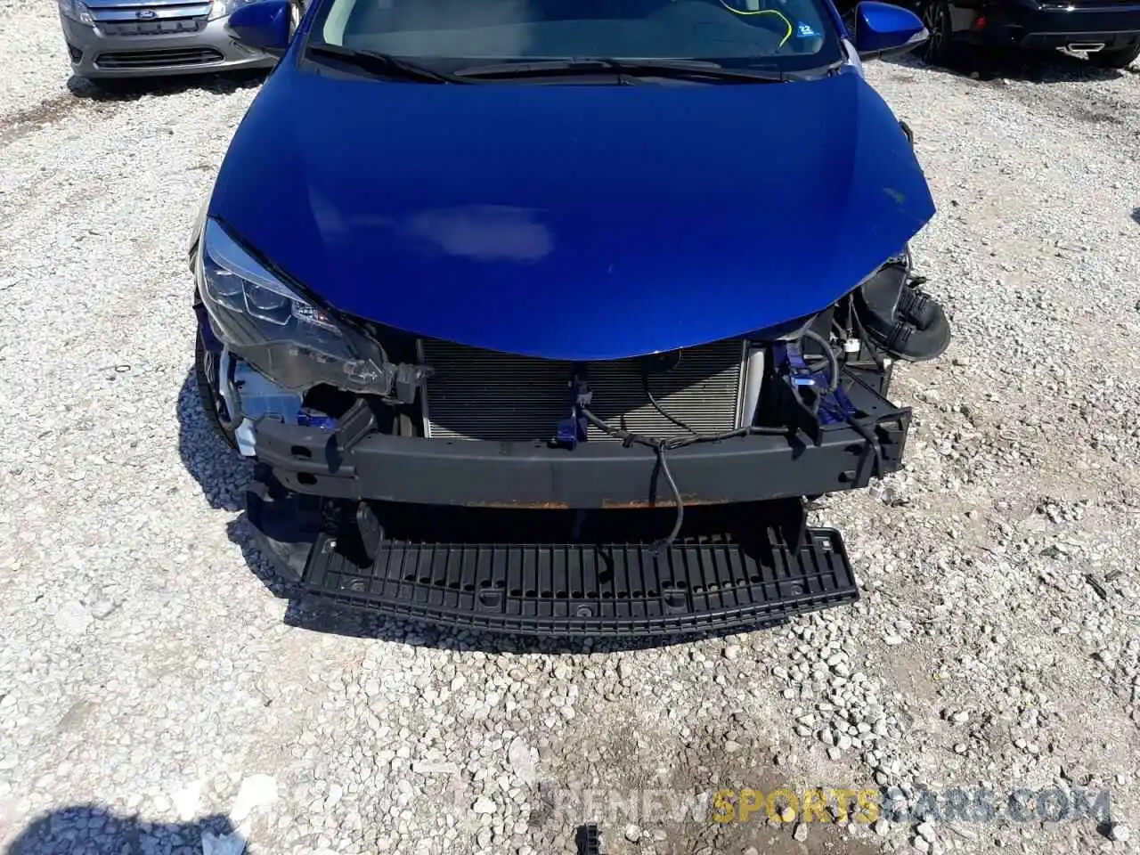 9 Photograph of a damaged car 2T1BURHE2KC198512 TOYOTA COROLLA 2019