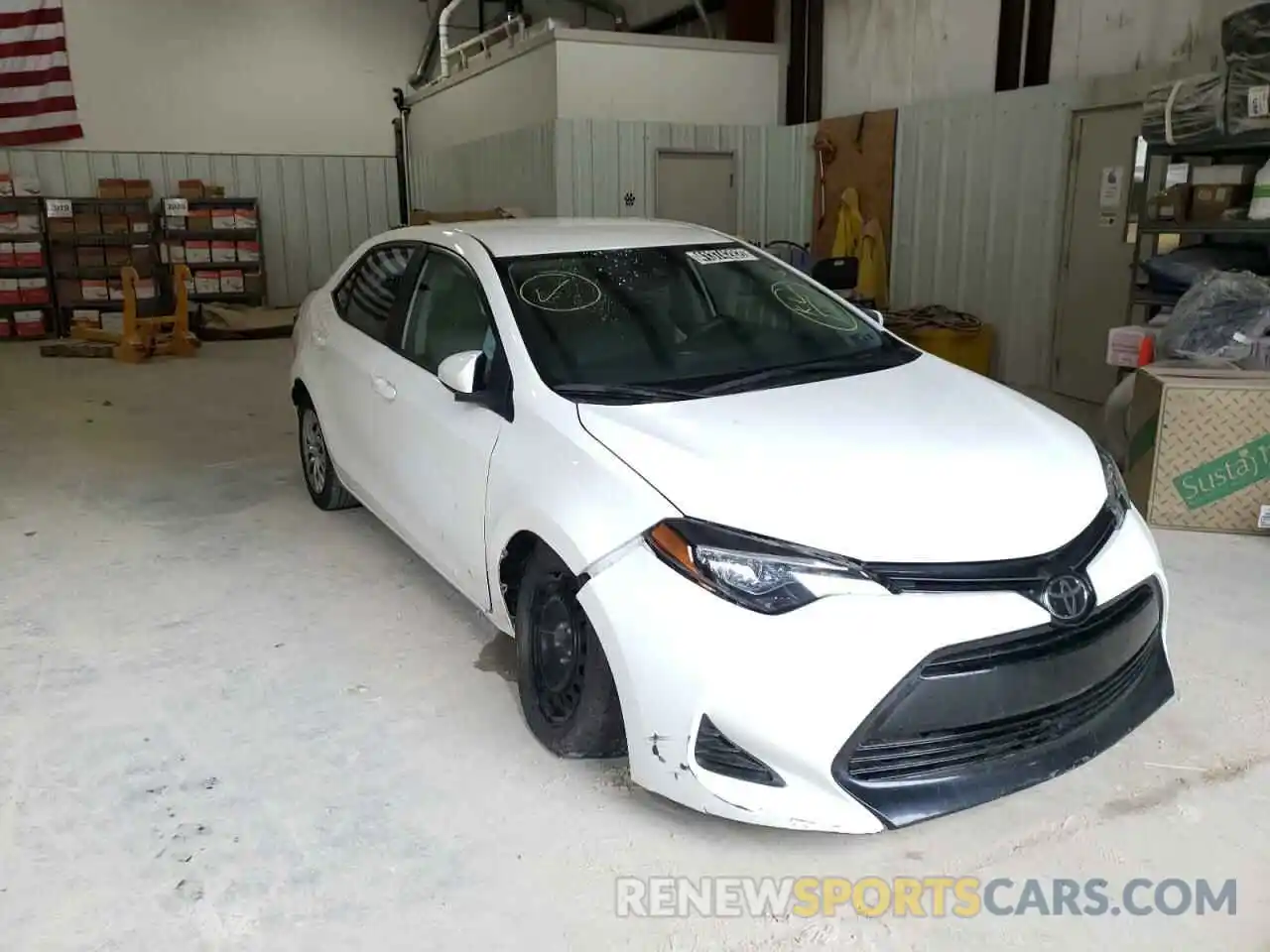 1 Photograph of a damaged car 2T1BURHE2KC199272 TOYOTA COROLLA 2019