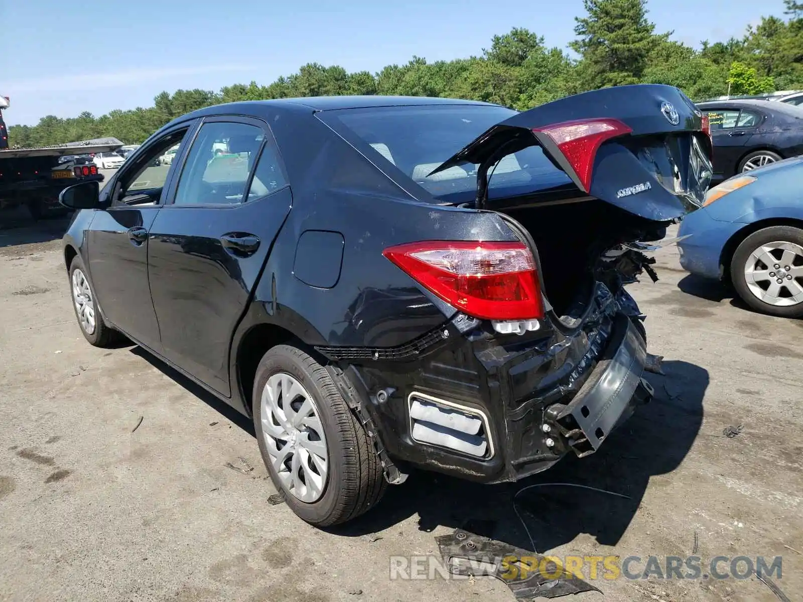 3 Photograph of a damaged car 2T1BURHE2KC199496 TOYOTA COROLLA 2019