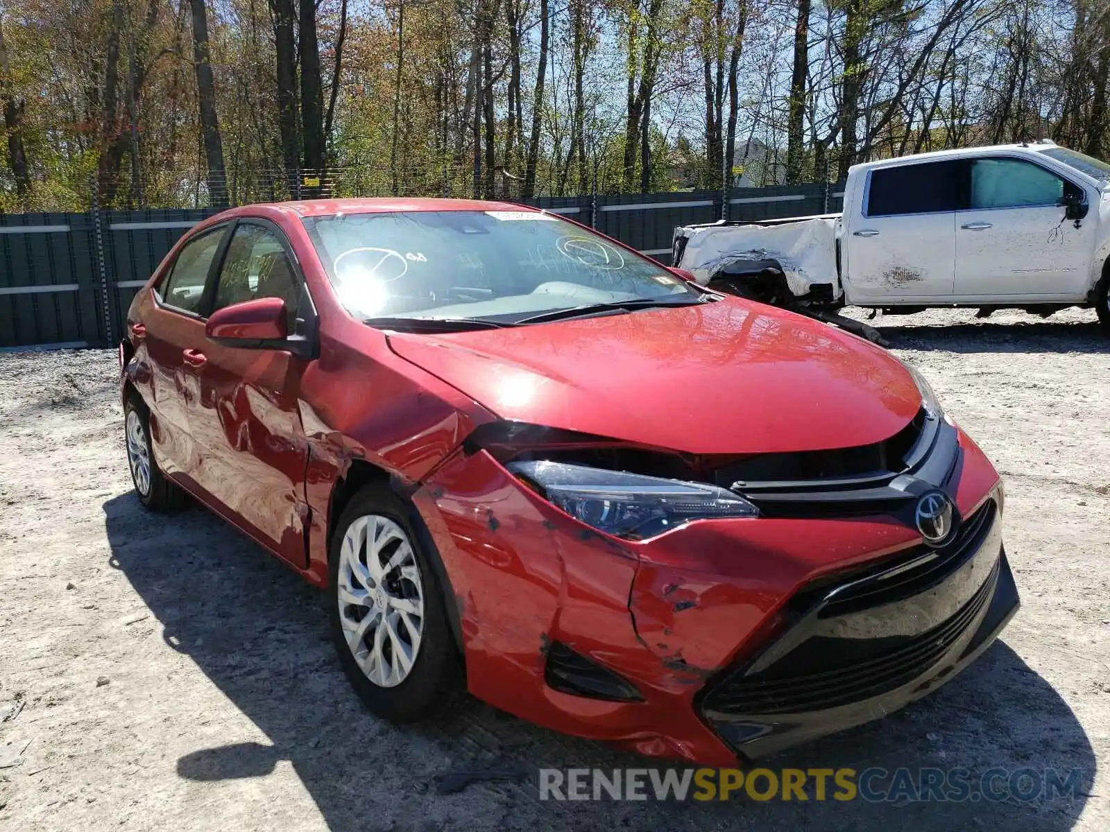 1 Photograph of a damaged car 2T1BURHE2KC199658 TOYOTA COROLLA 2019