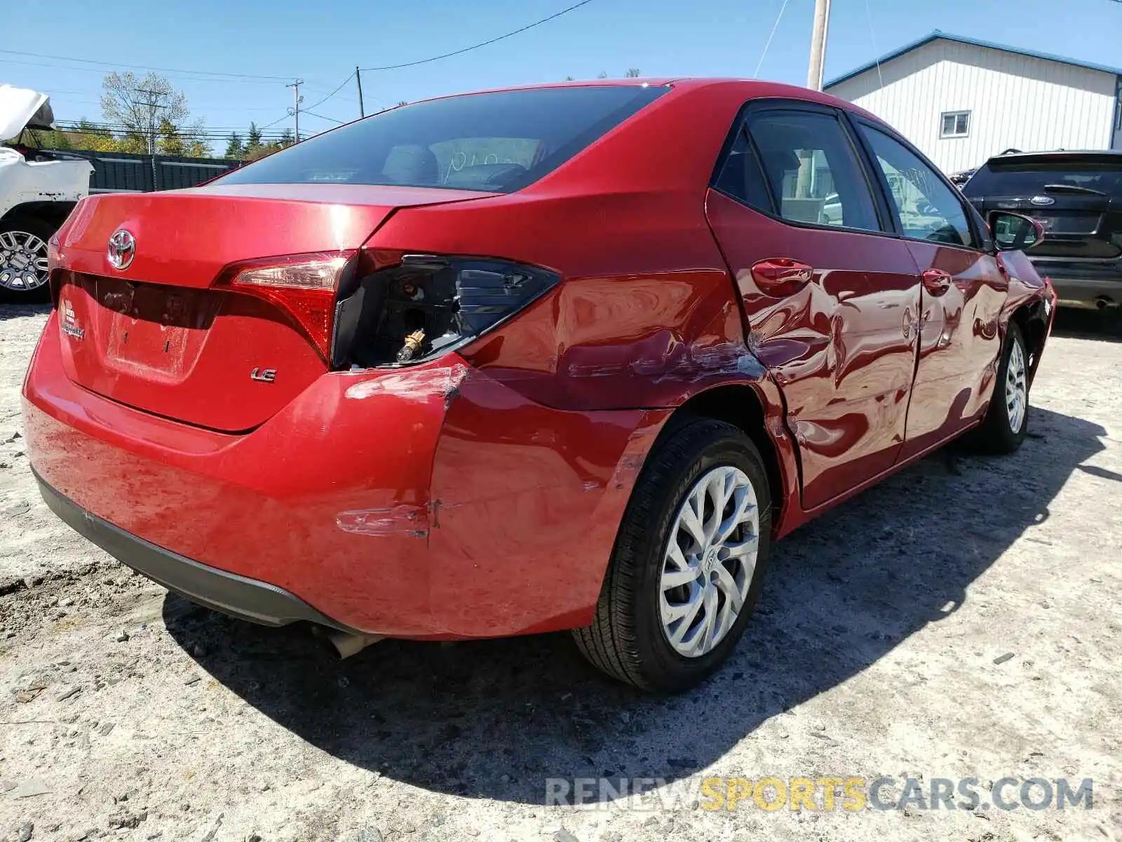 4 Photograph of a damaged car 2T1BURHE2KC199658 TOYOTA COROLLA 2019