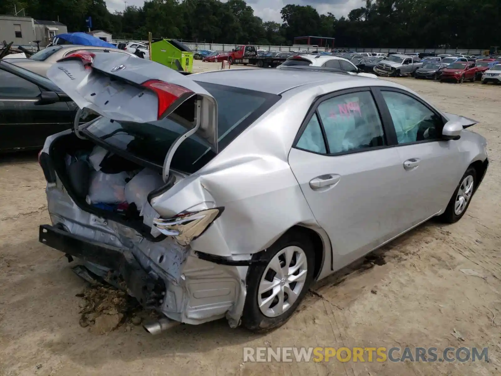 4 Photograph of a damaged car 2T1BURHE2KC200503 TOYOTA COROLLA 2019