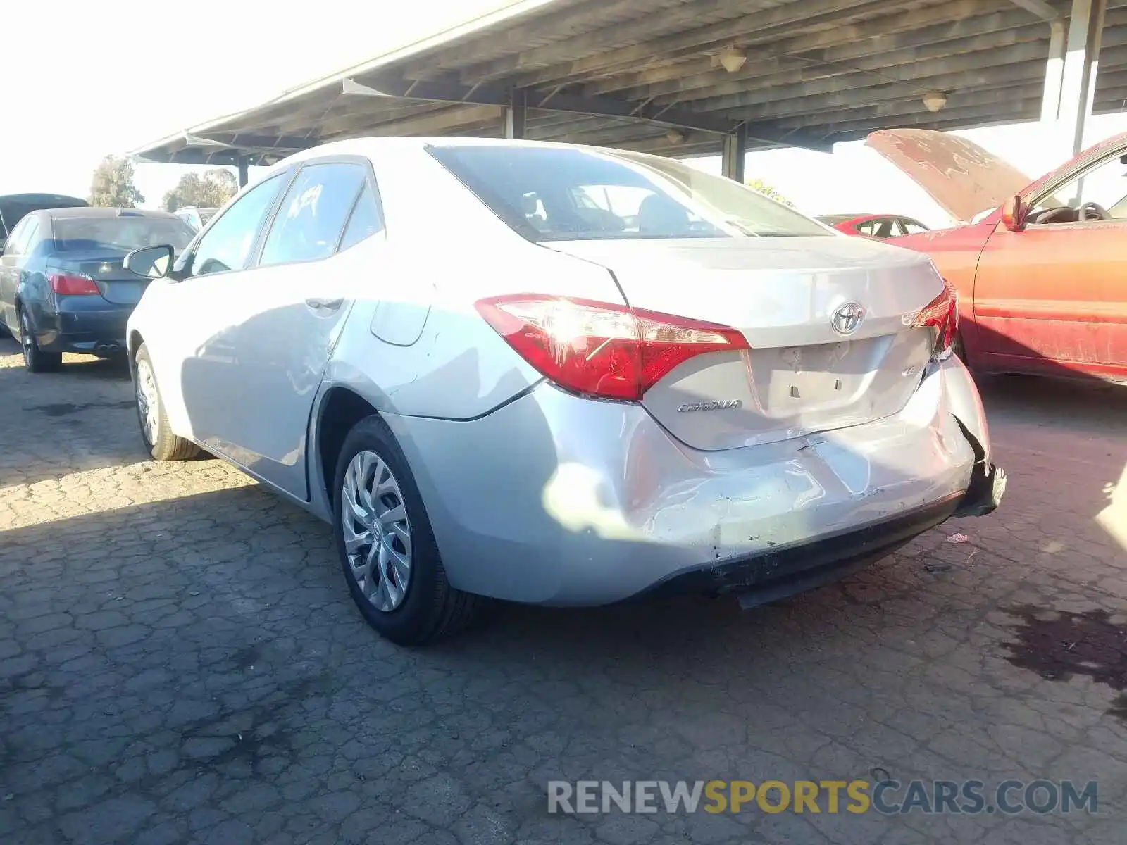 3 Photograph of a damaged car 2T1BURHE2KC200792 TOYOTA COROLLA 2019