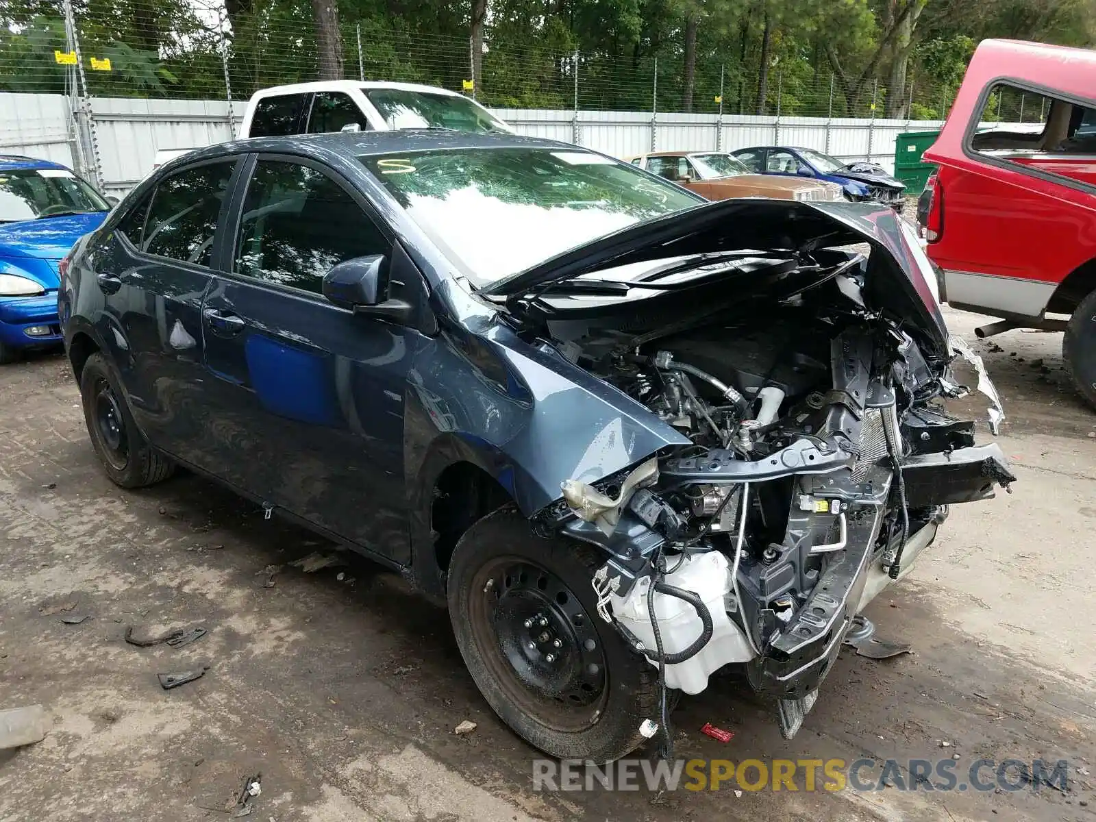 1 Photograph of a damaged car 2T1BURHE2KC204244 TOYOTA COROLLA 2019