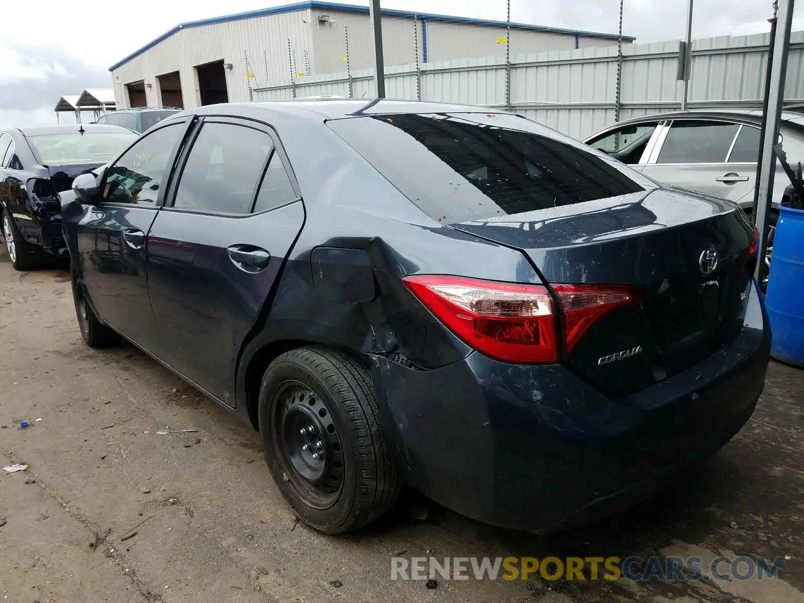 3 Photograph of a damaged car 2T1BURHE2KC204244 TOYOTA COROLLA 2019