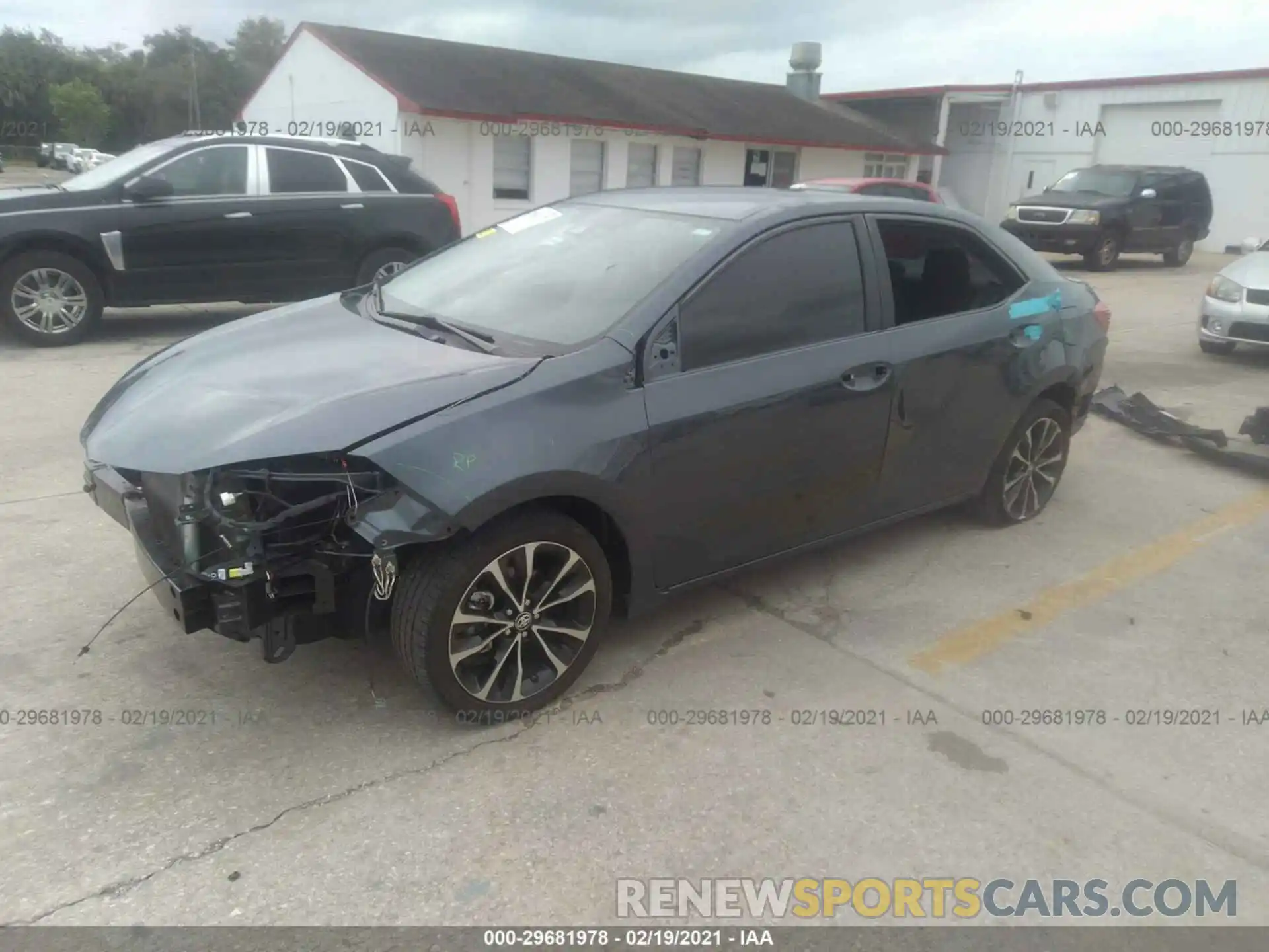 2 Photograph of a damaged car 2T1BURHE2KC204289 TOYOTA COROLLA 2019