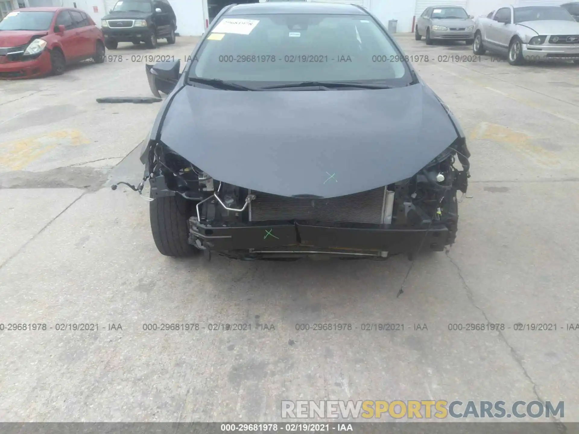 6 Photograph of a damaged car 2T1BURHE2KC204289 TOYOTA COROLLA 2019