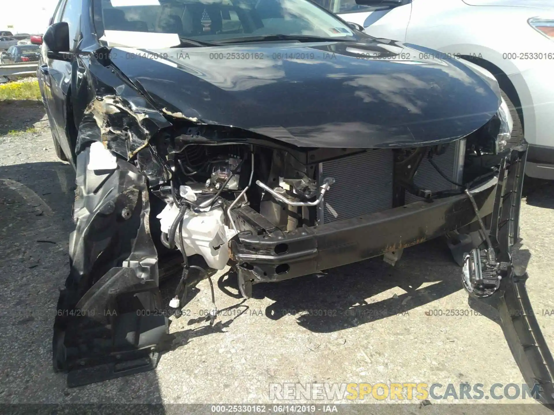 6 Photograph of a damaged car 2T1BURHE2KC204759 TOYOTA COROLLA 2019