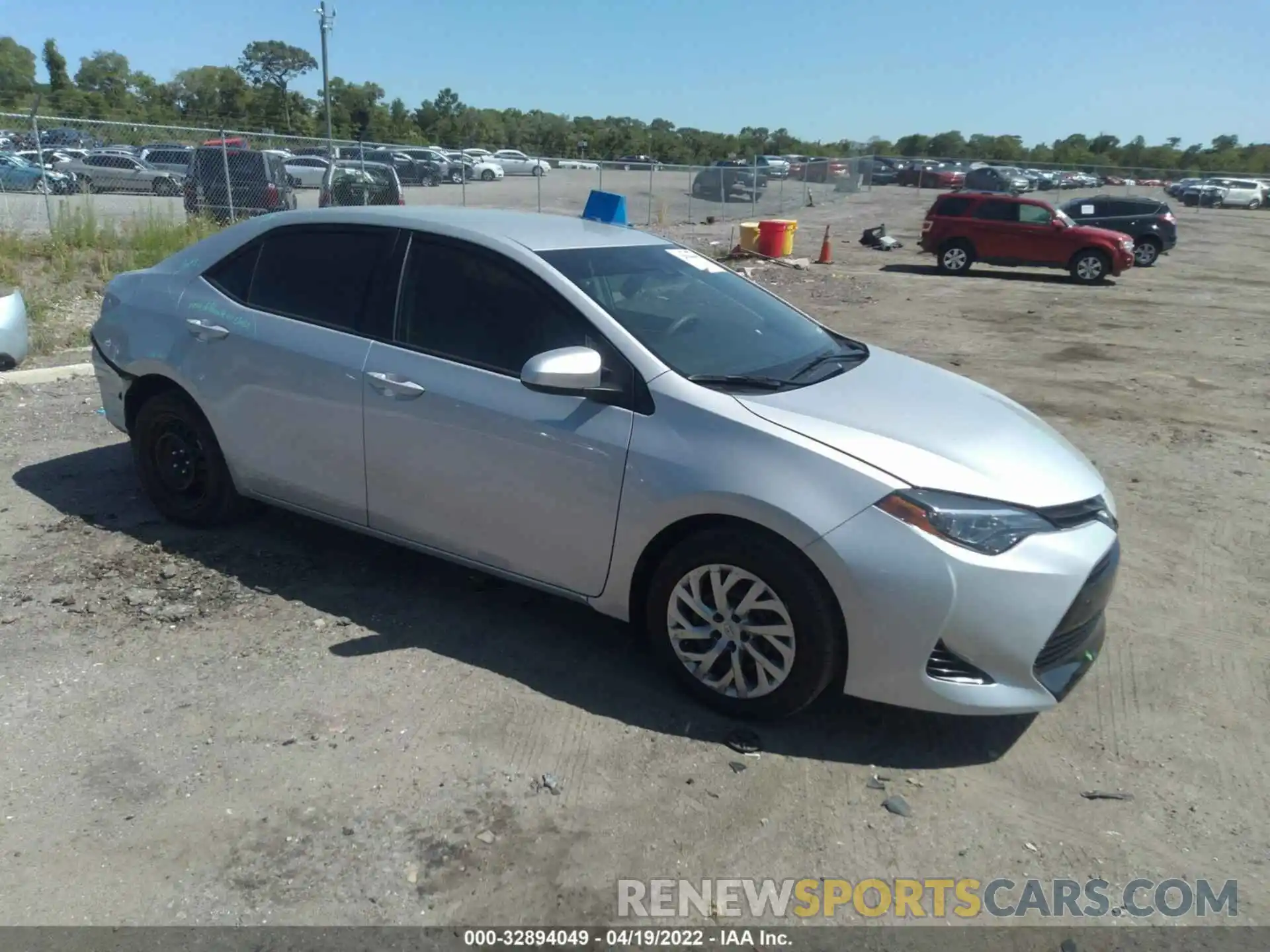 1 Photograph of a damaged car 2T1BURHE2KC205555 TOYOTA COROLLA 2019