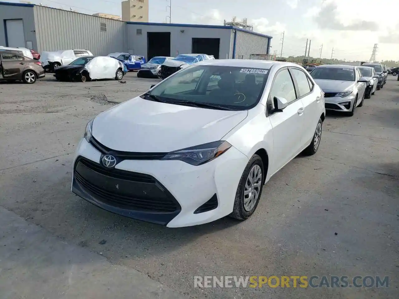 2 Фотография поврежденного автомобиля 2T1BURHE2KC206057 TOYOTA COROLLA 2019