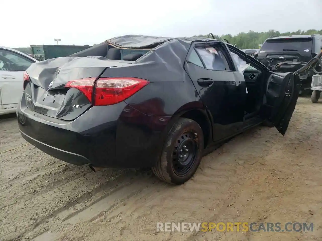 4 Photograph of a damaged car 2T1BURHE2KC206530 TOYOTA COROLLA 2019