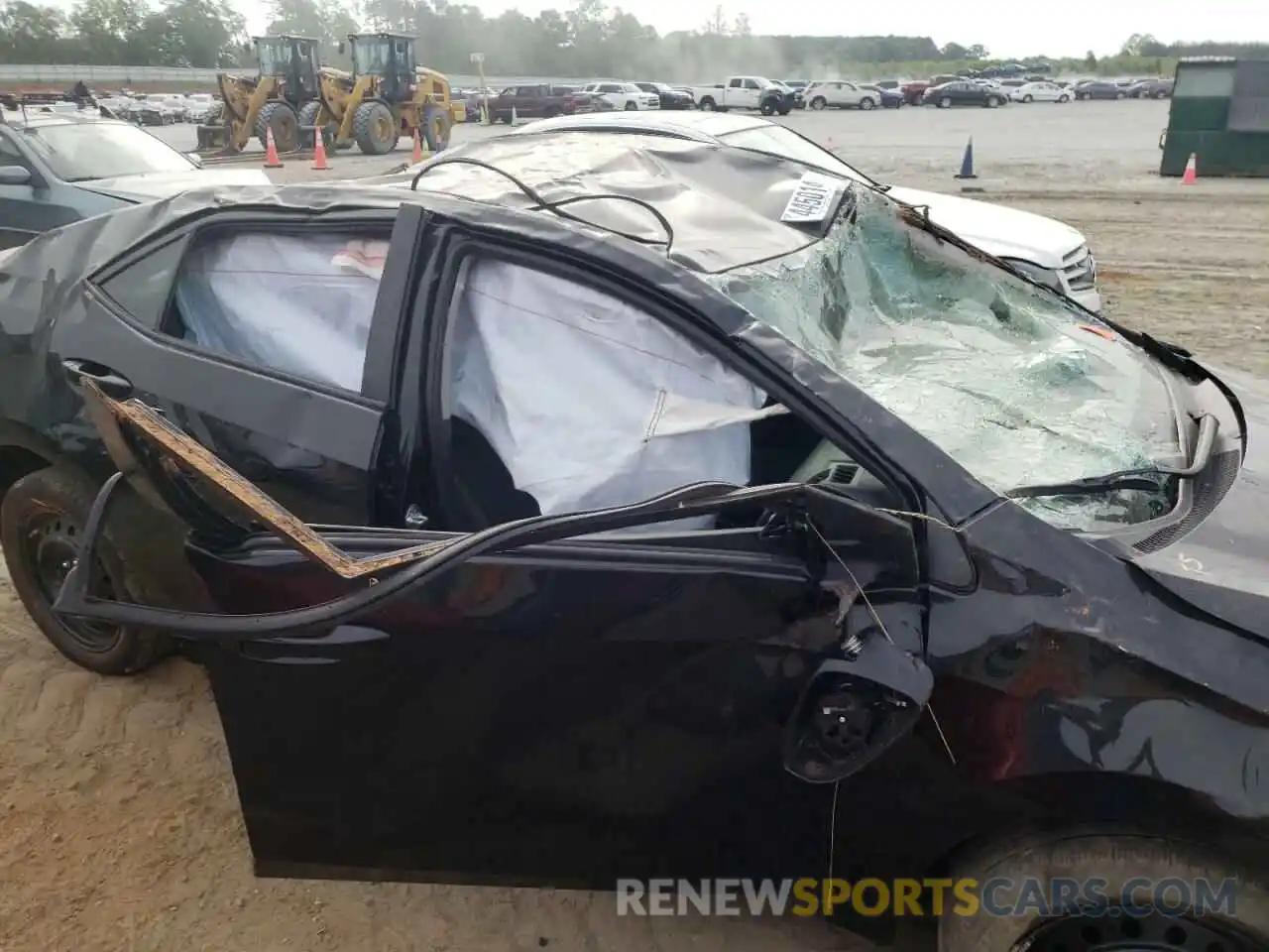 9 Photograph of a damaged car 2T1BURHE2KC206530 TOYOTA COROLLA 2019