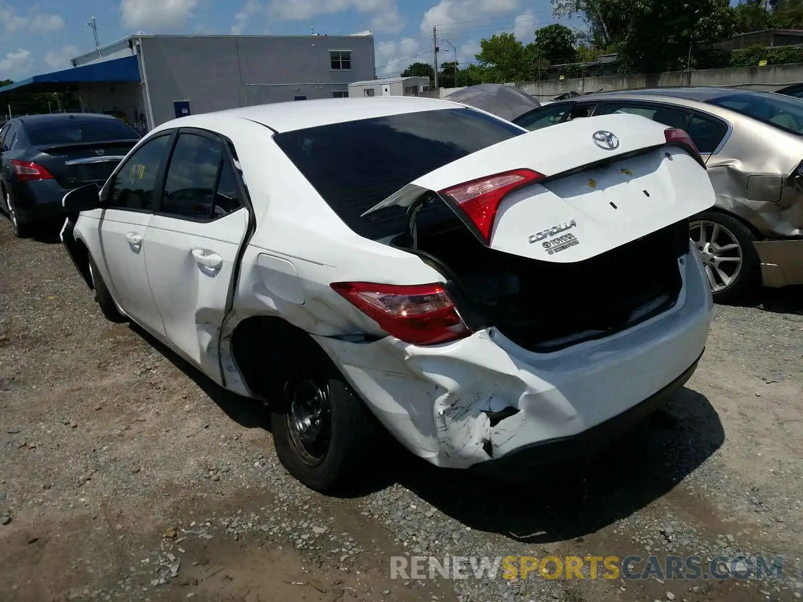 3 Photograph of a damaged car 2T1BURHE2KC206589 TOYOTA COROLLA 2019