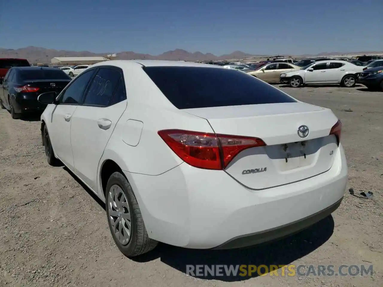 3 Photograph of a damaged car 2T1BURHE2KC207273 TOYOTA COROLLA 2019