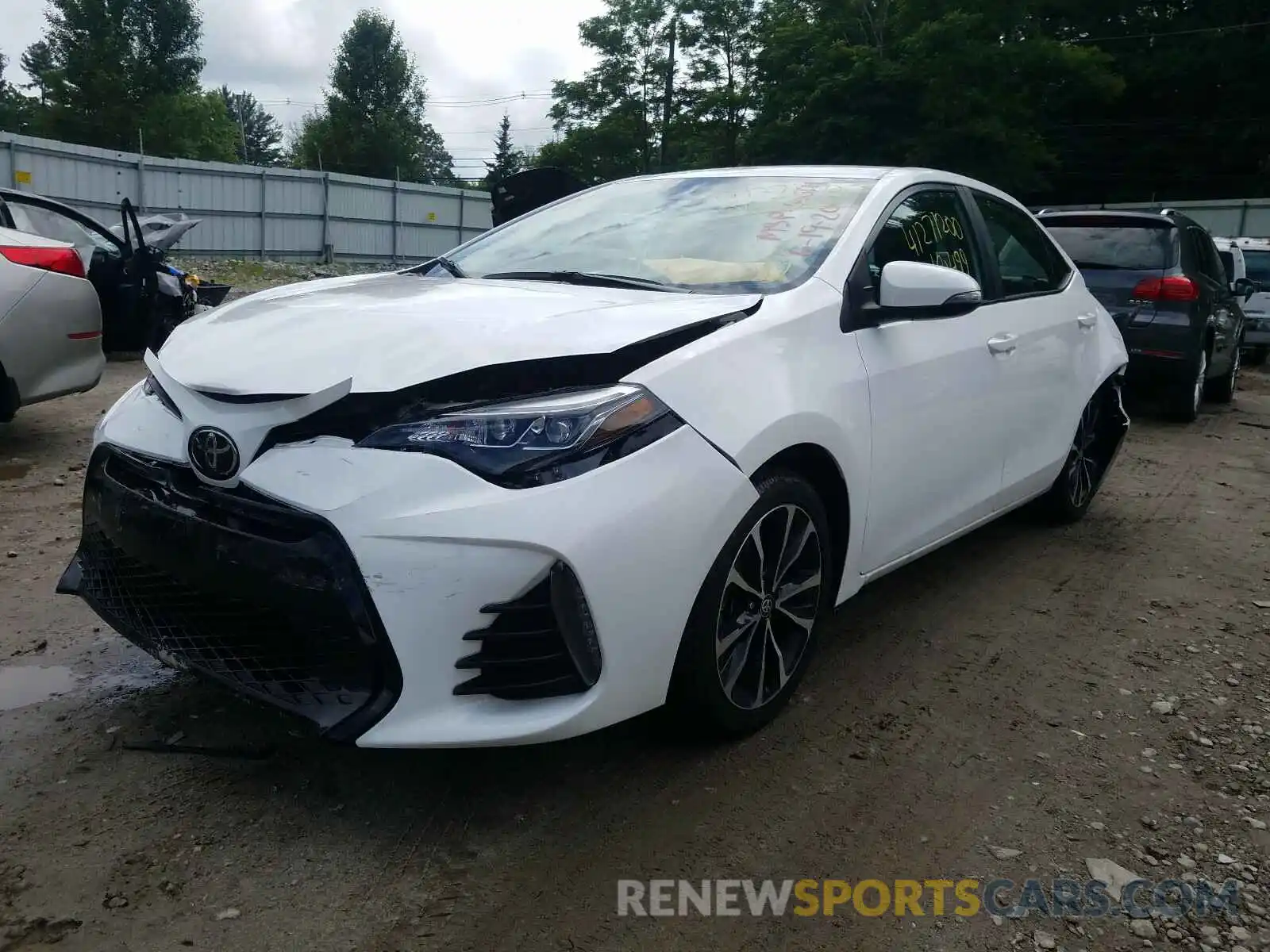 2 Photograph of a damaged car 2T1BURHE2KC207483 TOYOTA COROLLA 2019