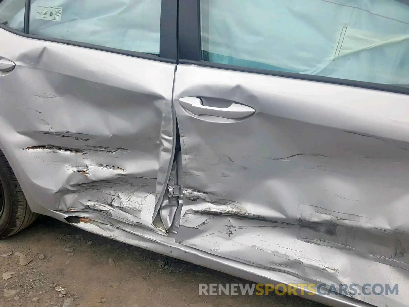 9 Photograph of a damaged car 2T1BURHE2KC208312 TOYOTA COROLLA 2019