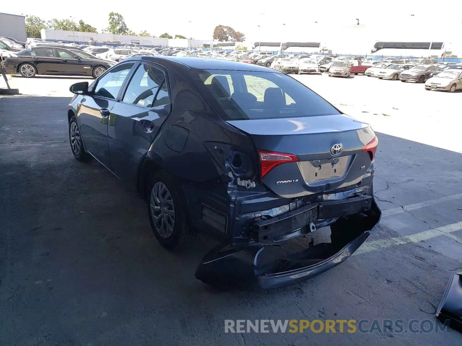 3 Photograph of a damaged car 2T1BURHE2KC209556 TOYOTA COROLLA 2019