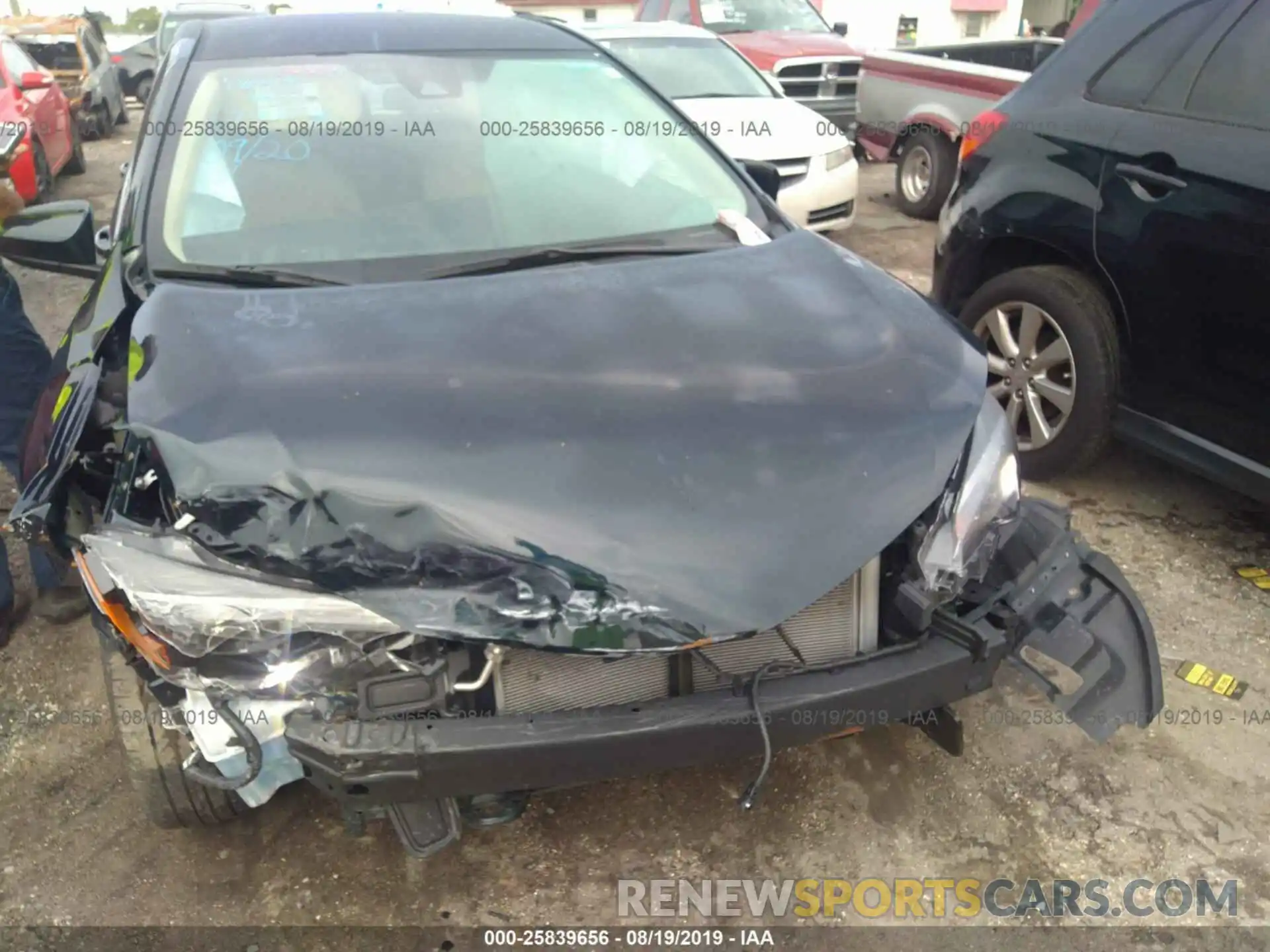 6 Photograph of a damaged car 2T1BURHE2KC209783 TOYOTA COROLLA 2019