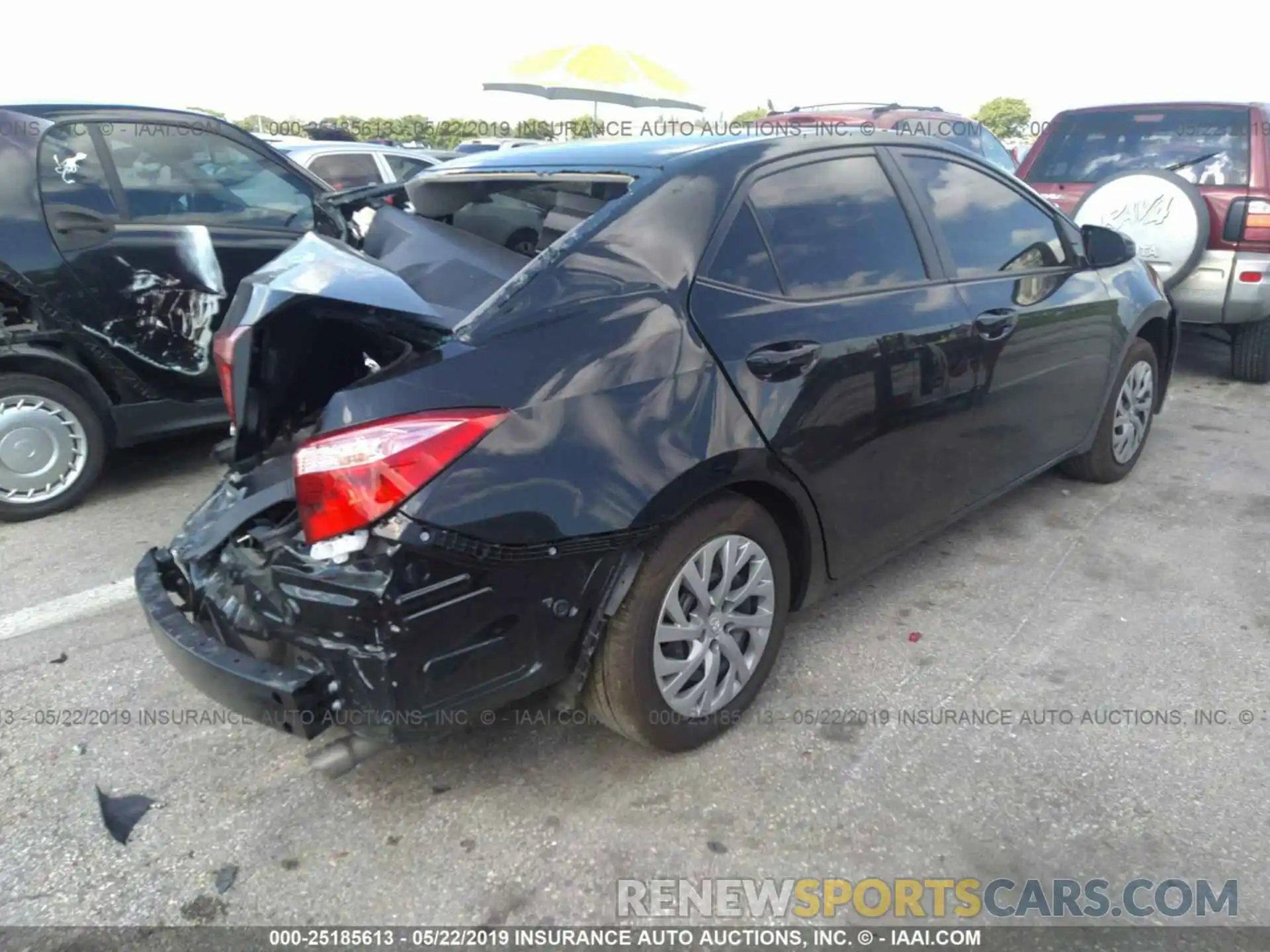 4 Photograph of a damaged car 2T1BURHE2KC209928 TOYOTA COROLLA 2019