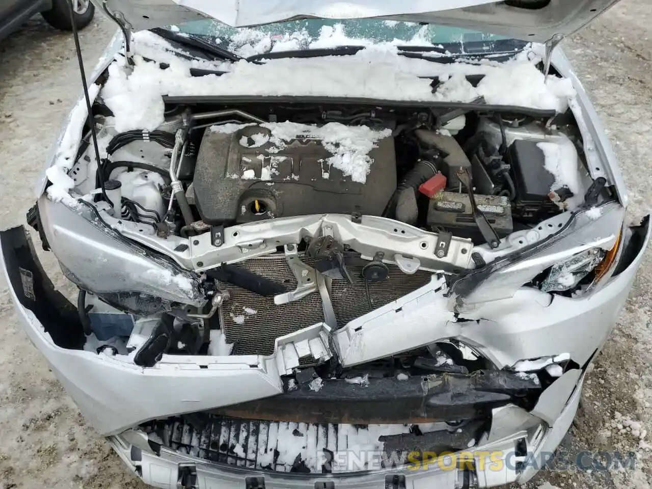 11 Photograph of a damaged car 2T1BURHE2KC211081 TOYOTA COROLLA 2019