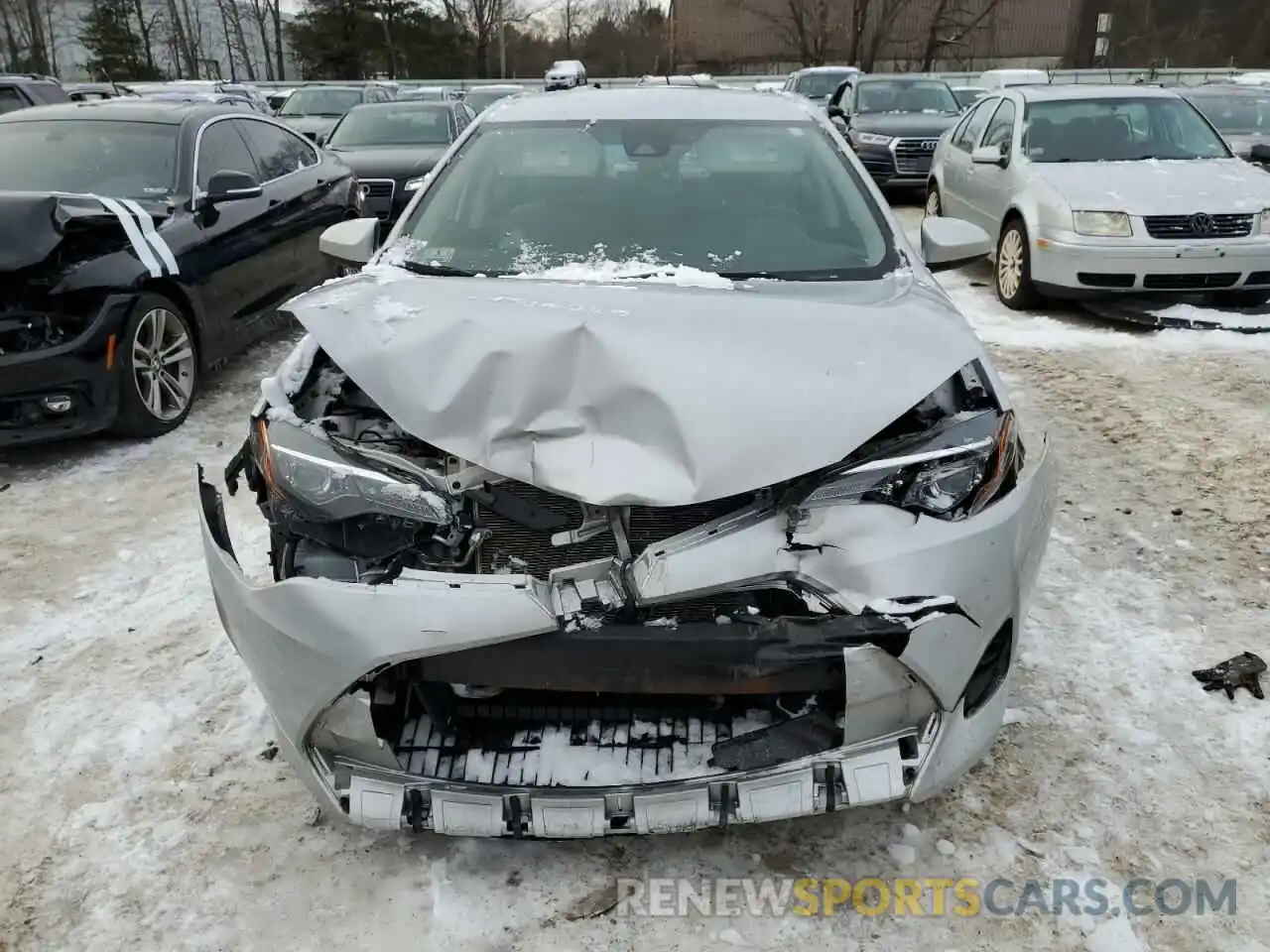 5 Photograph of a damaged car 2T1BURHE2KC211081 TOYOTA COROLLA 2019