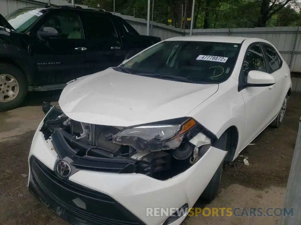 2 Photograph of a damaged car 2T1BURHE2KC211470 TOYOTA COROLLA 2019