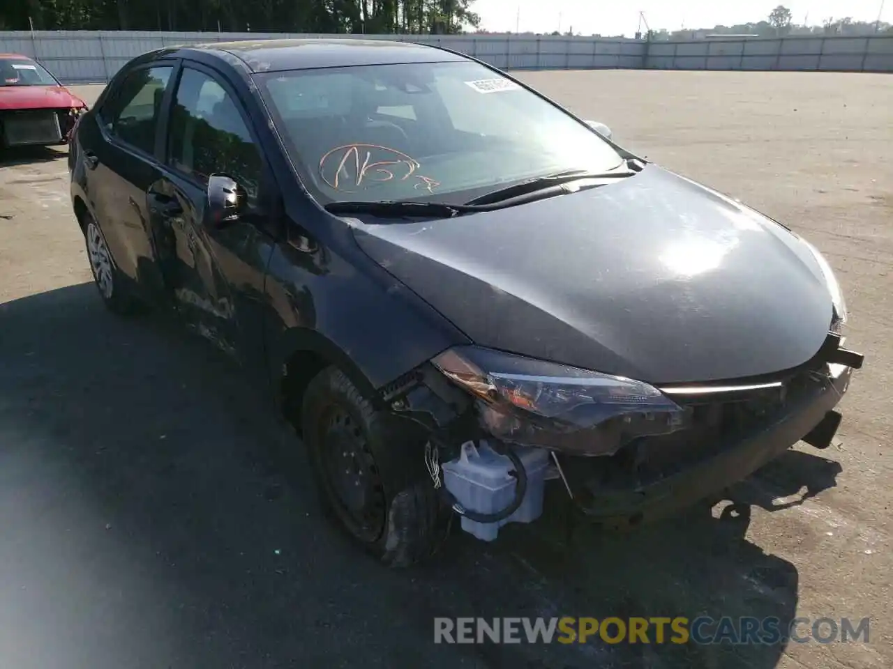 1 Photograph of a damaged car 2T1BURHE2KC211811 TOYOTA COROLLA 2019