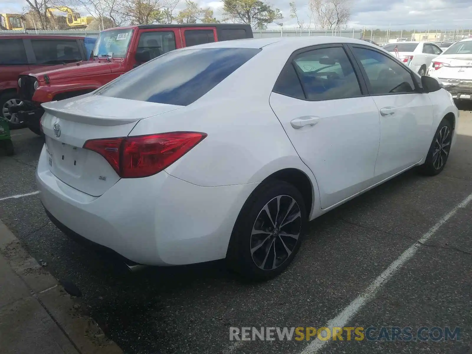 4 Photograph of a damaged car 2T1BURHE2KC213154 TOYOTA COROLLA 2019