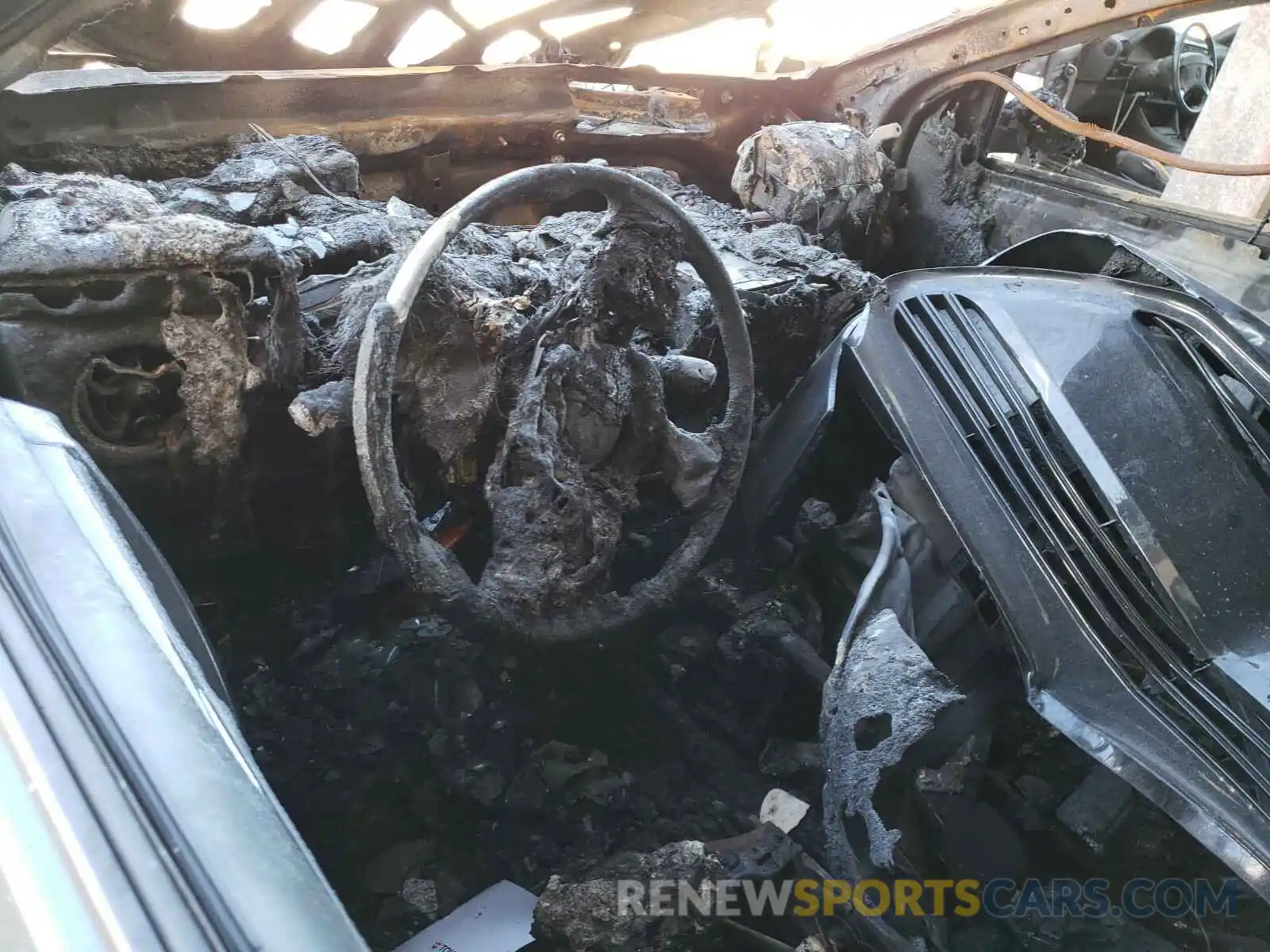 9 Photograph of a damaged car 2T1BURHE2KC213736 TOYOTA COROLLA 2019