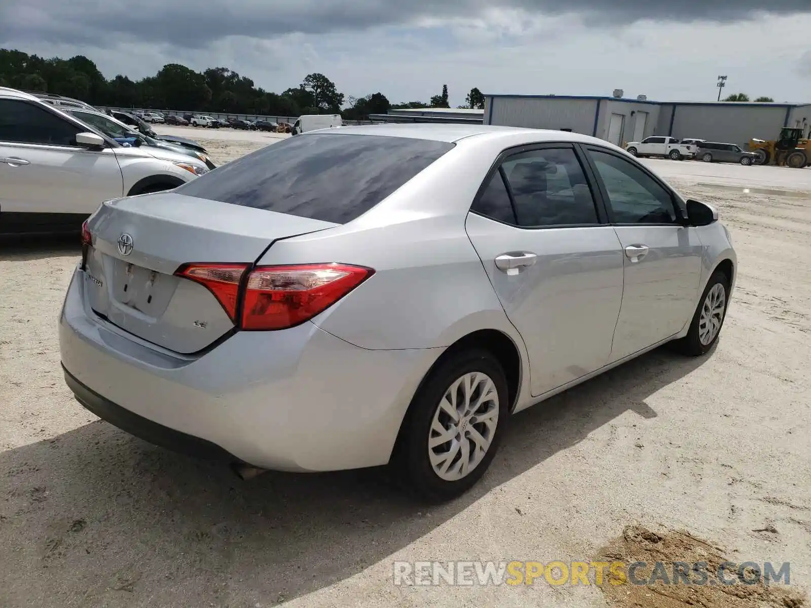 4 Photograph of a damaged car 2T1BURHE2KC214272 TOYOTA COROLLA 2019