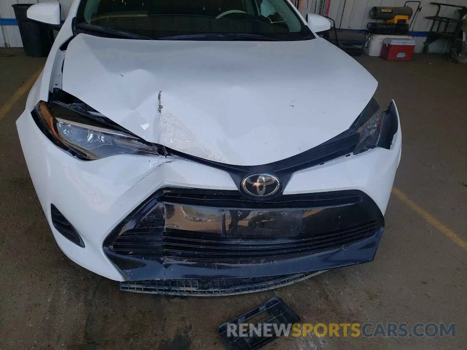 9 Photograph of a damaged car 2T1BURHE2KC214496 TOYOTA COROLLA 2019