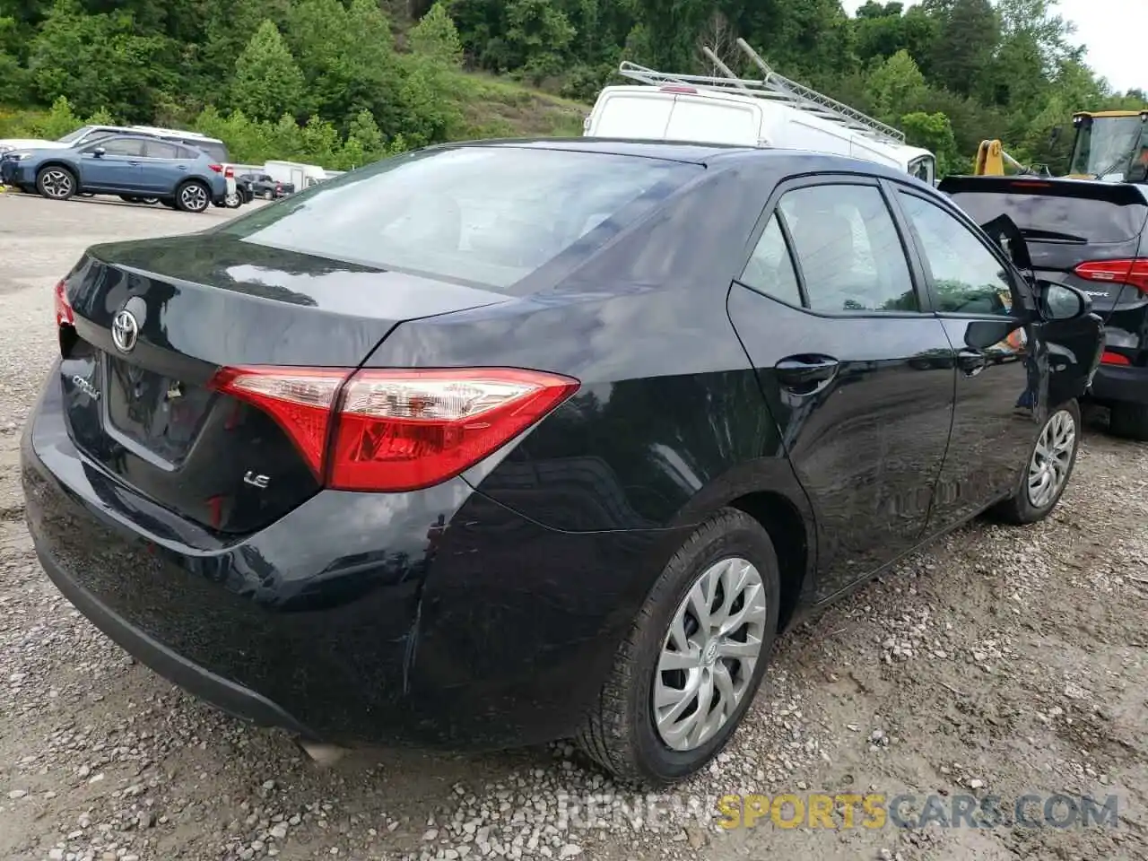 4 Photograph of a damaged car 2T1BURHE2KC214952 TOYOTA COROLLA 2019