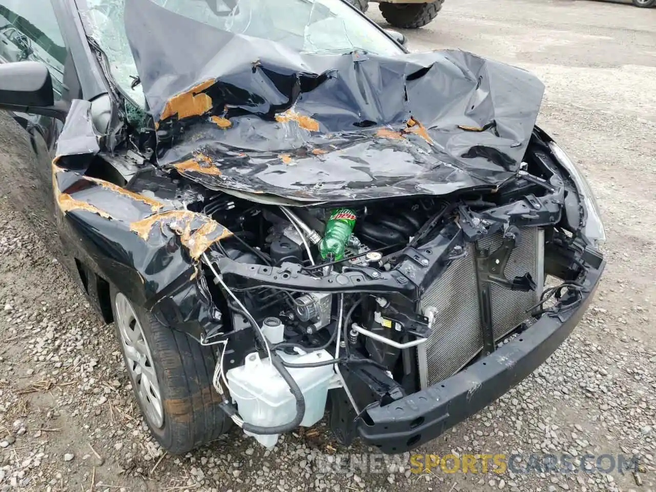 9 Photograph of a damaged car 2T1BURHE2KC214952 TOYOTA COROLLA 2019