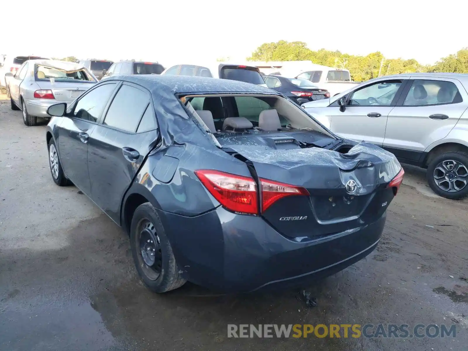 3 Photograph of a damaged car 2T1BURHE2KC215048 TOYOTA COROLLA 2019