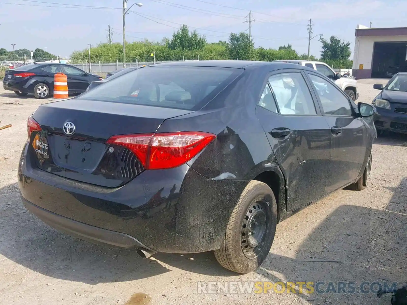 4 Photograph of a damaged car 2T1BURHE2KC215521 TOYOTA COROLLA 2019