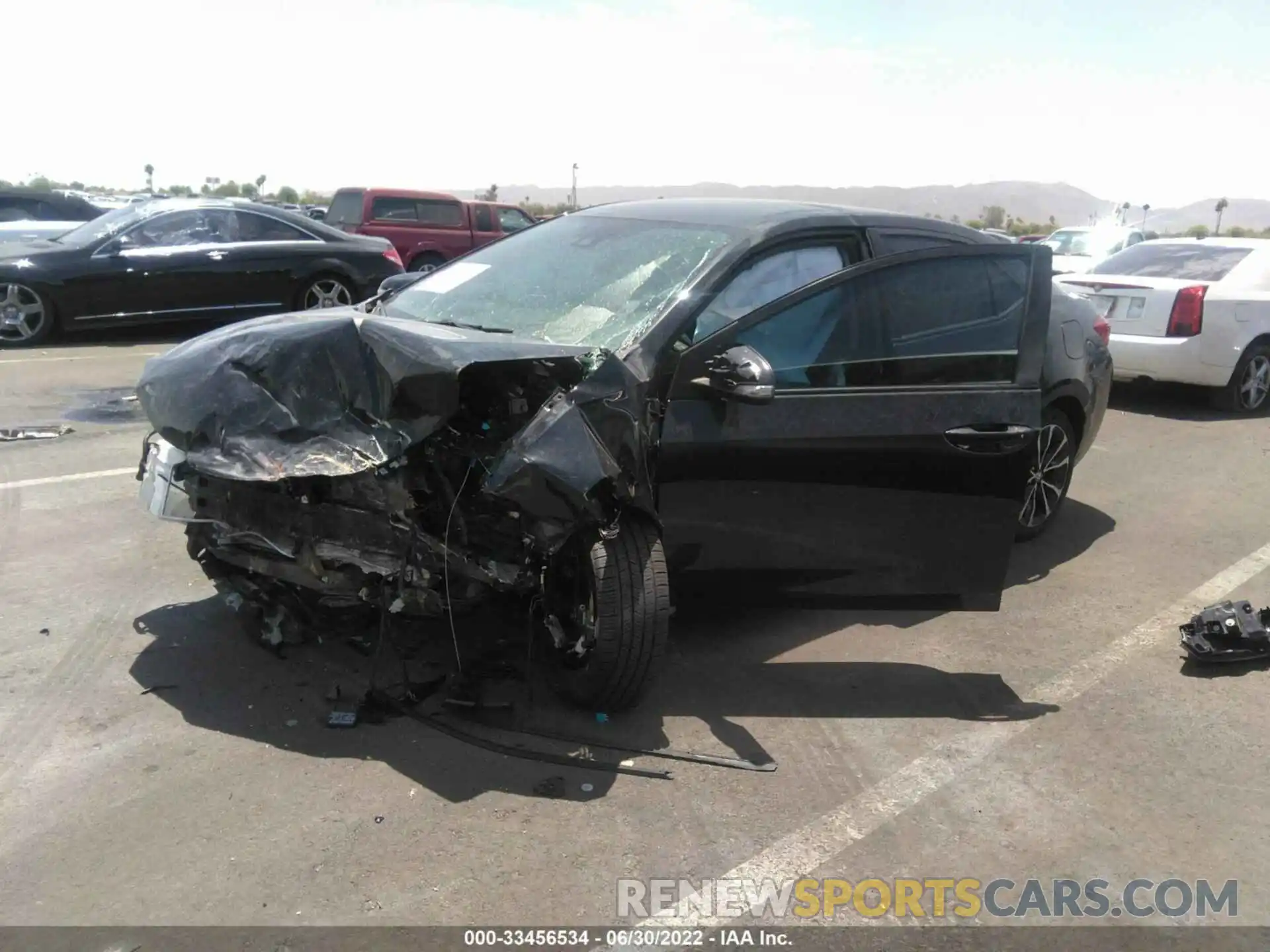 2 Photograph of a damaged car 2T1BURHE2KC215860 TOYOTA COROLLA 2019