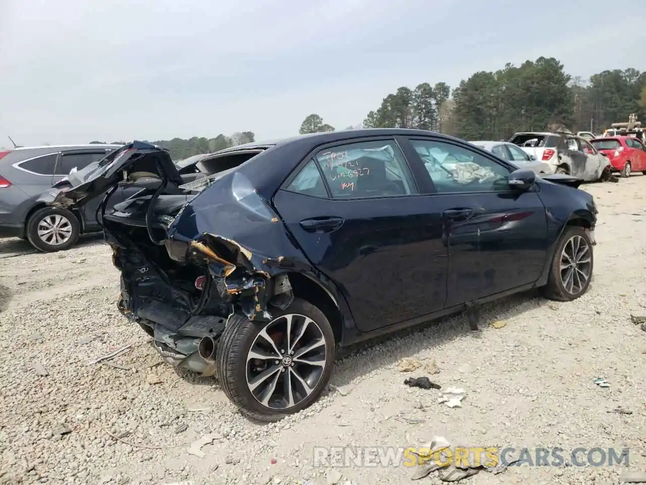 4 Photograph of a damaged car 2T1BURHE2KC216927 TOYOTA COROLLA 2019