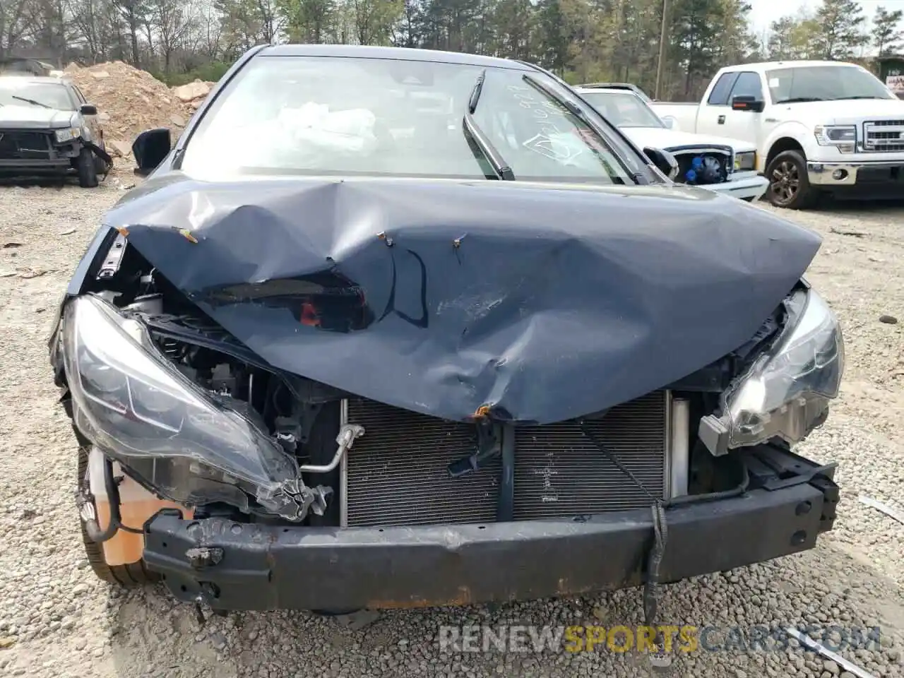 9 Photograph of a damaged car 2T1BURHE2KC216927 TOYOTA COROLLA 2019