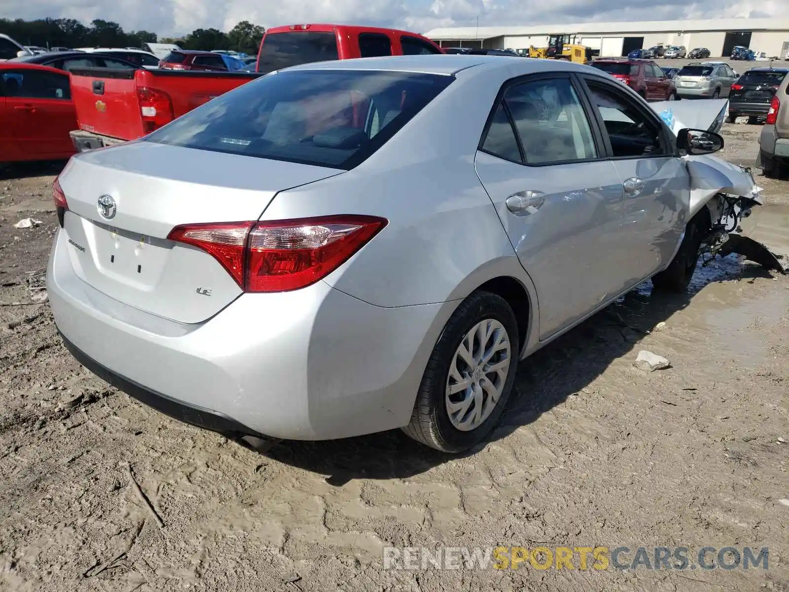 4 Photograph of a damaged car 2T1BURHE2KC218922 TOYOTA COROLLA 2019