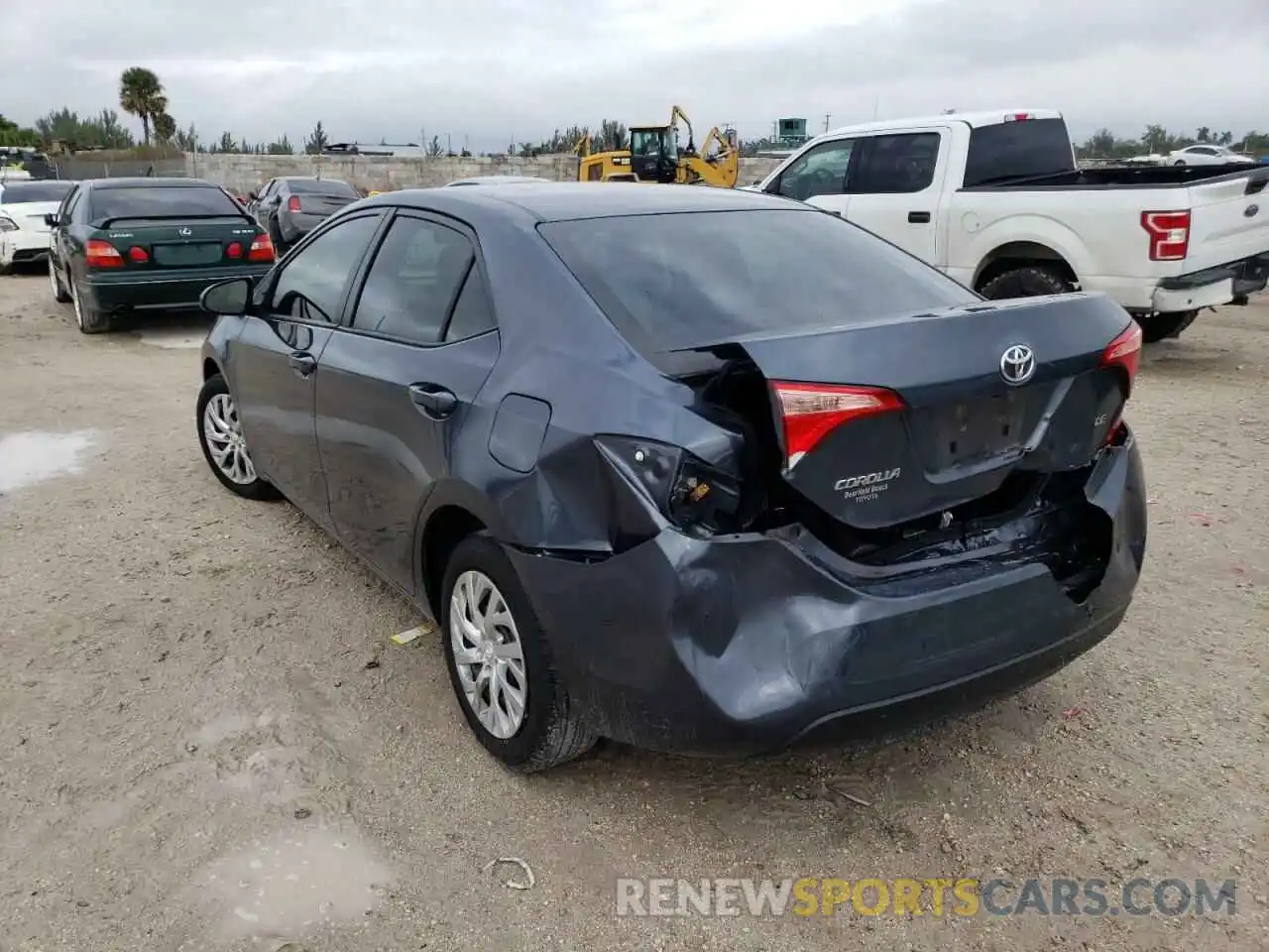 3 Photograph of a damaged car 2T1BURHE2KC219097 TOYOTA COROLLA 2019